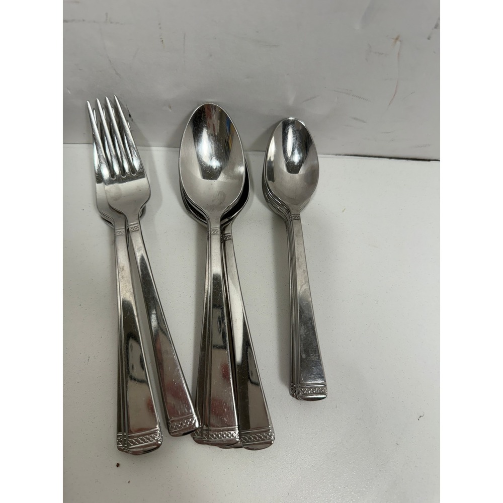 Gorham Studio 18/10 Stainless Flatware Set 36 Pc Knives Forks Spoons service / 7 - Picture 2 of 12